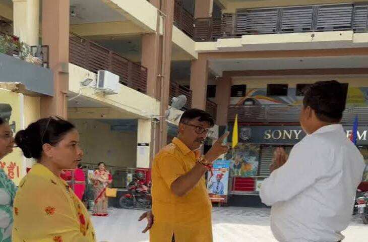 भरतपुर में BJP प्रवक्ता ने BLO को दी धमकी, वीडियो में बोले- &lsquo;5 मिनट में फोड़ दूंगा&rsquo;; निकाय चुनाव के बाद प्रत्याशियों की बाड़ेबंदी शुरू