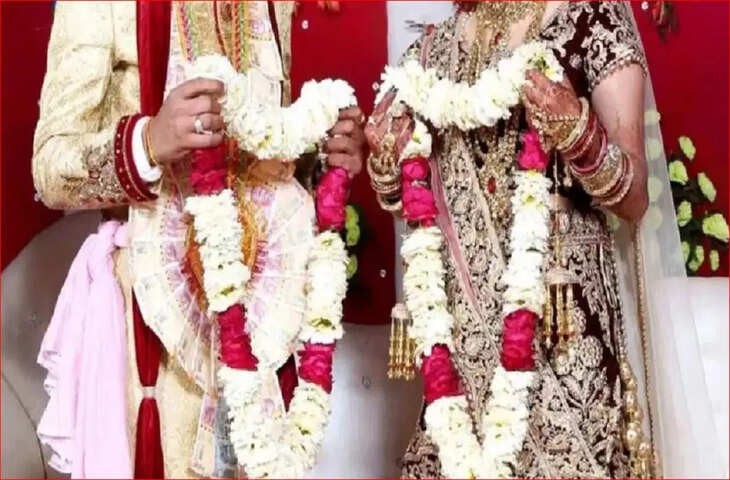 WhatsApp मैसेज ने खोली दूल्हे की पोल: बेतिया में शादी से पहले सामने आया तीन बच्चों और पहली पत्नी का सच