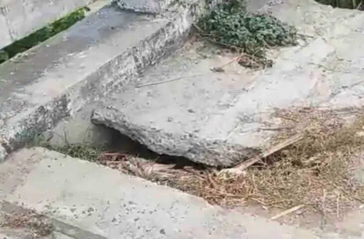 सहुरिया पंचायत की मुख्य सड़क बदहाल, बरसात में बढ़ी लोगों की मुश्किलें