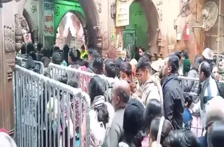 न भीड़ की टेंशन, न धक्का-मुक्की&hellip; अब आसानी से होंगे बांके बिहारी के दर्शन, मंदिर में लगाई जा रही रेलिंग