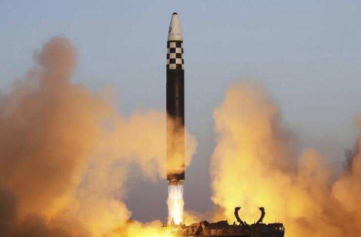 North Korea Missile Test: उत्तर कोरिया ने दागीं 2 हाइपरसोनिक मिसाइलें, किम जोंग ने दी बड़ी चेतावनी