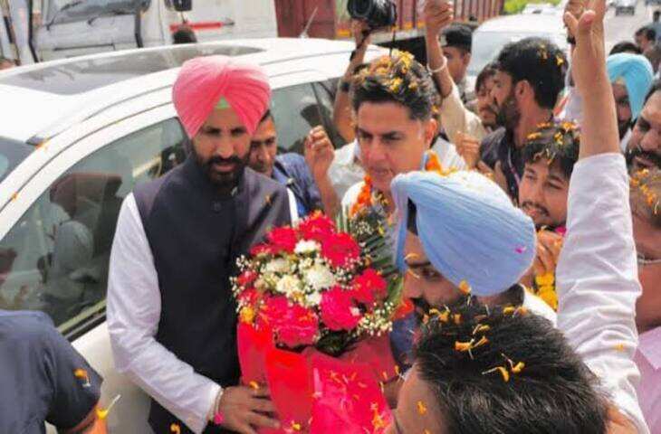 संगरूर गुलजार सुसाइड केस: सचिन पायलट समेत कांग्रेस नेताओं को हिरासत में लिया, फुटेज में जाने वाटर कैनन से रोका मार्च