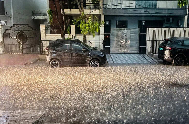 दिल्ली-एनसीआर में बारिश का कहर, मौसम विभाग ने जारी किया ऑरेंज अलर्ट