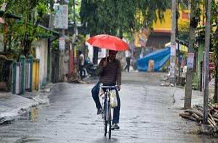 Bihar Weather Update: बिहार में मौसम का डबल अटैक, दक्षिण में उमस भरी गर्मी तो उत्तर के 14 जिलों में आंधी-बारिश का अलर्ट