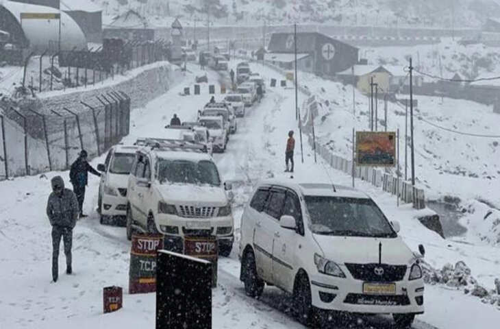 भारी बर्फबारी के कारण Sikkim पर्यटन क्षेत्र पूरी तरह से प्रभावित !