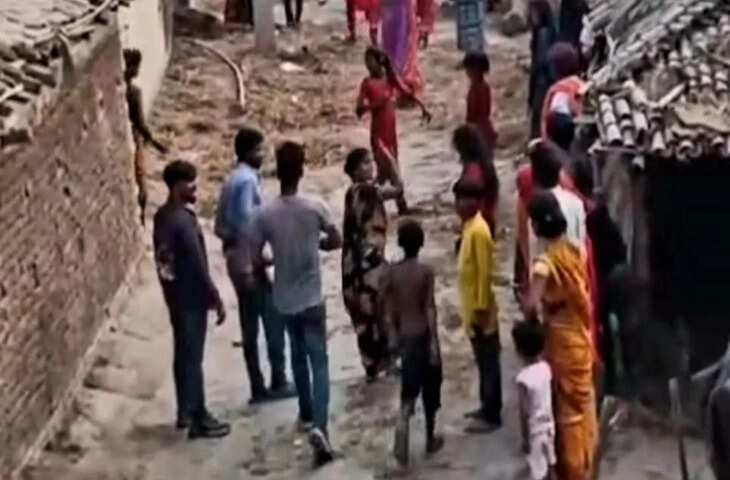 सिंहवाड़ा में होली के दिन जातीय विवाद: पथराव में महिला पुलिसकर्मी घायल, आठ गिरफ्तार