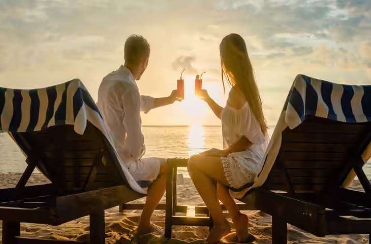 कम खर्च में कैसे प्लान करे रोमांटिक और यादगार हनीमून ? यहाँ देखे न्यू कपल्स के लिए तोप डेस्टिनेशंस&nbsp;