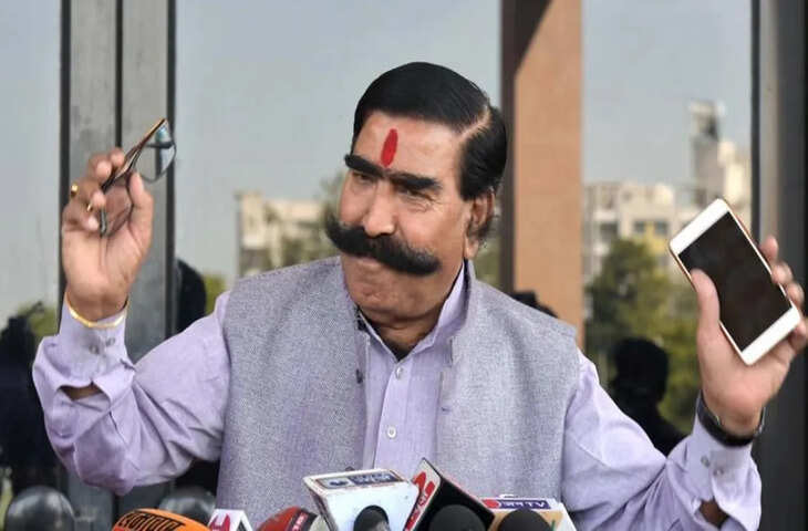 दलित विधायक के मंदिर दौरे के बाद 'शुद्धिकरण' स्टंट को लेकर भाजपा ने राजस्थान के नेता ज्ञानदेव आहूजा को निलंबित कर दिया