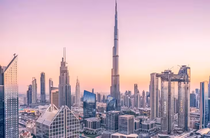 UAE जाने वाले भारतीयों के लिए खुशखबरी! टूरिस्ट वीजा अब बिल्कुल मुफ्त, जानें किन लोगों को मिलेगा लाभ