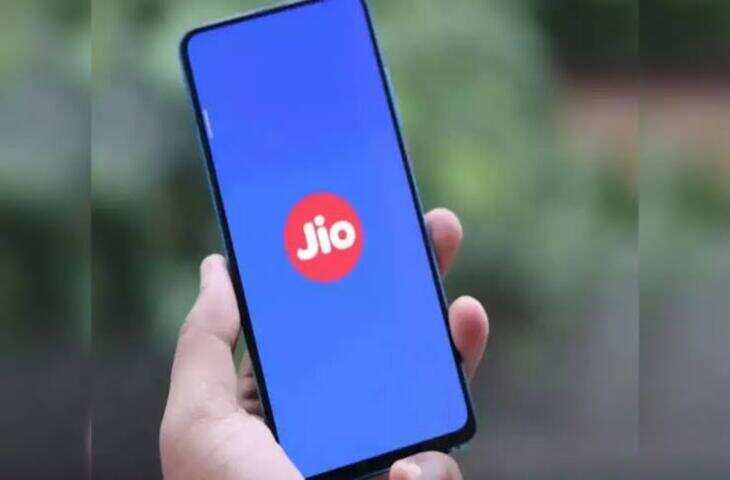Jio Tarif Hike: क्या फिर महंगे होंगे जियो के प्लान्स? कीमतें बढ़ने से पहले करा लें अपना रिचार्ज