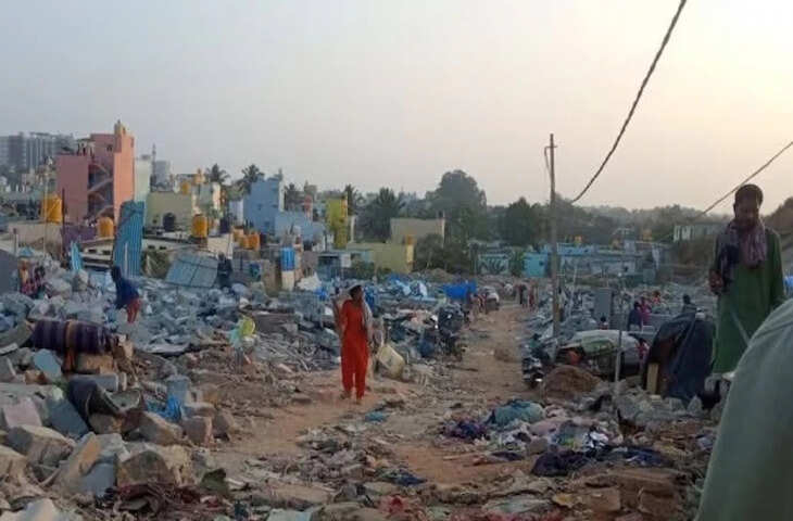 बुलडोजर एक्शन से भड़की सियासत! कर्नाटक में कांग्रेस ने तोड़े 400 से ज्यादा मुस्लिम घर, जाने क्या है एक्शन की वजह ?​​​​​​​
