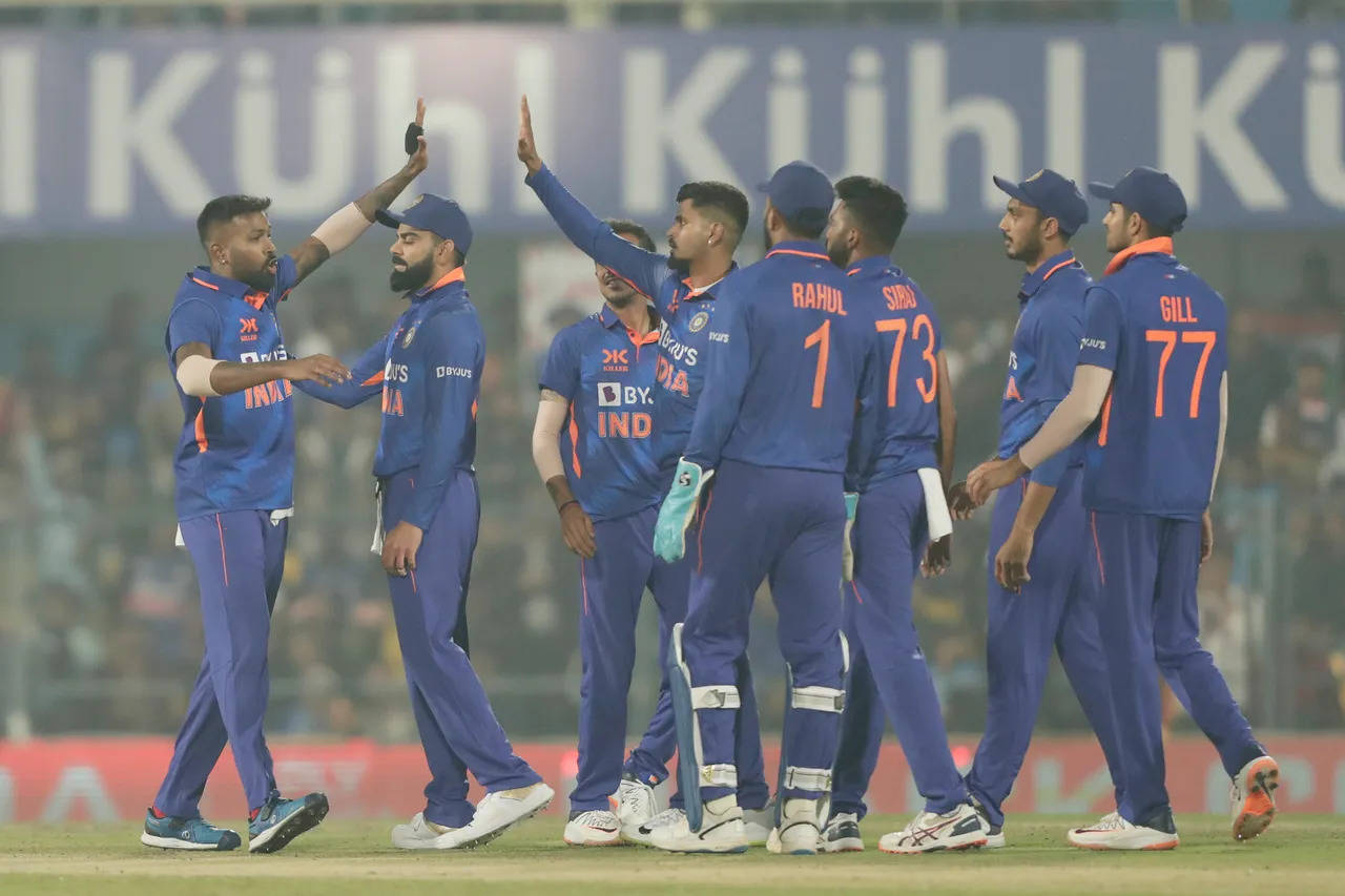 IND vs SL 1st ODI: रोहित ने जानबूझकर बनने दिया दासुन शनाका का शतक? जानें रोहित शर्मा ने सफाई में क्या दिया बयान