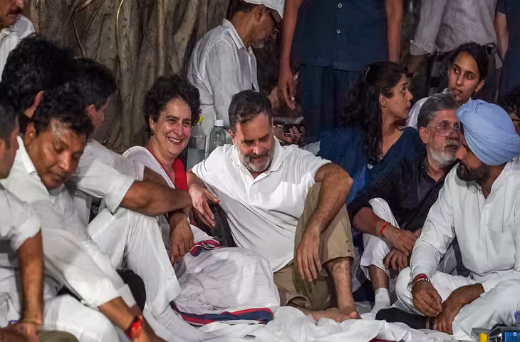 सड़क पर विपक्ष: कितने असल मुद्दे हैं कांग्रेस के पास? आखिर क्यों निशाने पर है चुनाव आयोग?