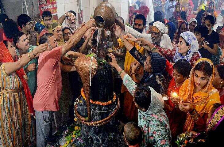 शिव चालीसा पाठ से मिलने वाले आध्यात्मिक लाभ