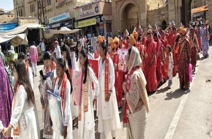 भगवान महावीर जन्म कल्याणक महोत्सव धूमधाम से मनाया गया, भव्य वरघोड़े ने मोहा मन