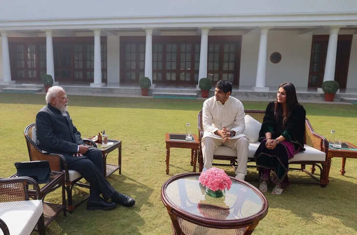 PM Modi से मिलने पहुंचे नीरज चोपड़ा और उनकी वाइफ! जानिए किस मुद्दे पर हुई बातचीत, इन्टरनेट पर वायरल हो रही तस्वीर&nbsp;