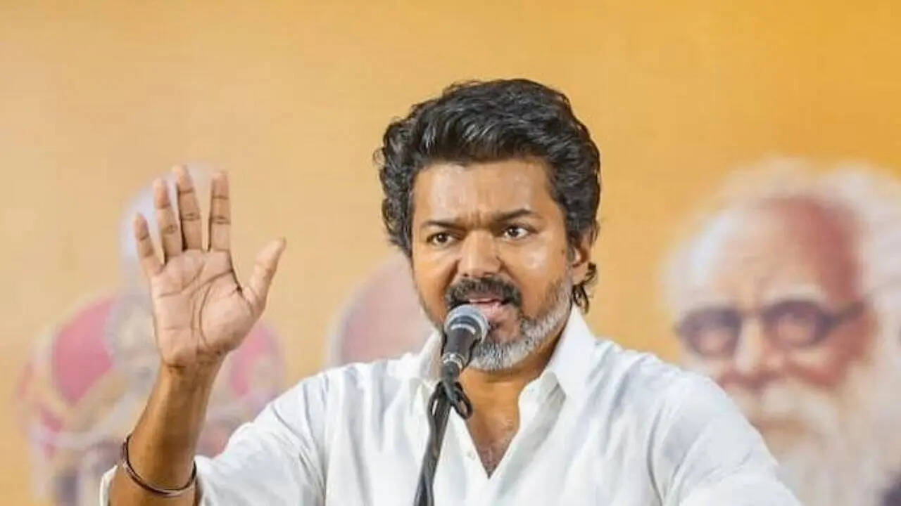 'आमिर खान को टपकाएगा उसे 5 करोड़.....' जगद्गुरु परमहंस के बयान के बाद मचा बवाल, जाने क्यों दी सुपारी