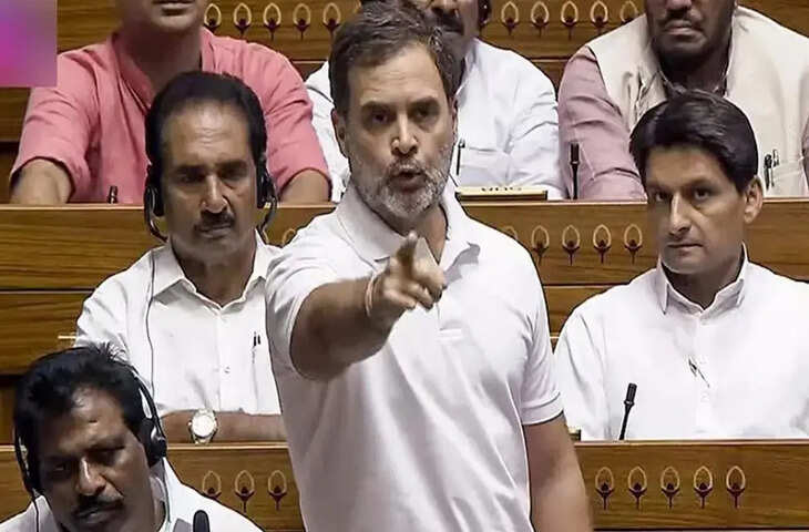 संसद में राहुल गांधी ने स्मार्ट सिटी योजना पर सरकार को घेरा