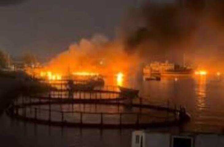 US-Iran Conflict: अमेरिका के हमले के बाद ईरान का पलटवार, जॉर्डन में अमेरिकी ठिकानों पर दागीं बैलिस्टिक मिसाइलें; होर्मुज पर बढ़ा तनाव