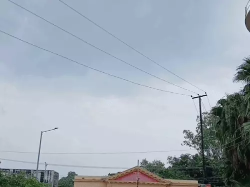 आजमगढ़ में धूप और उमस से लोग बेहाल, अगले 4-5 दिन बारिश के आसार; घाघरा का जलस्तर बढ़ा