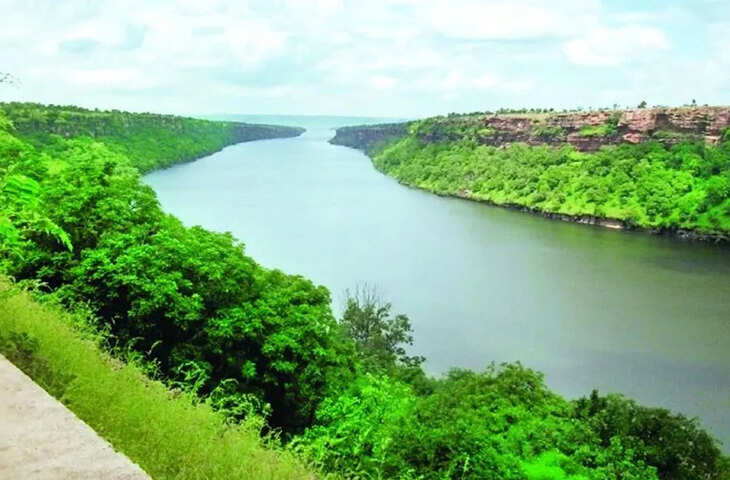 आज भी किसी शुभ कार्य या पूजा में क्यों इस्तेमाल नहीं होता चम्बल नदी का जल, वीडियो में महाभारत कालीन कथा जान उड़ जाएंगे होश&nbsp;