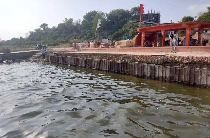  निर्माण की धीमी गति से श्रद्धालु हो रहे परेशान, गुणवत्ता की भी हो रही अनदेखी