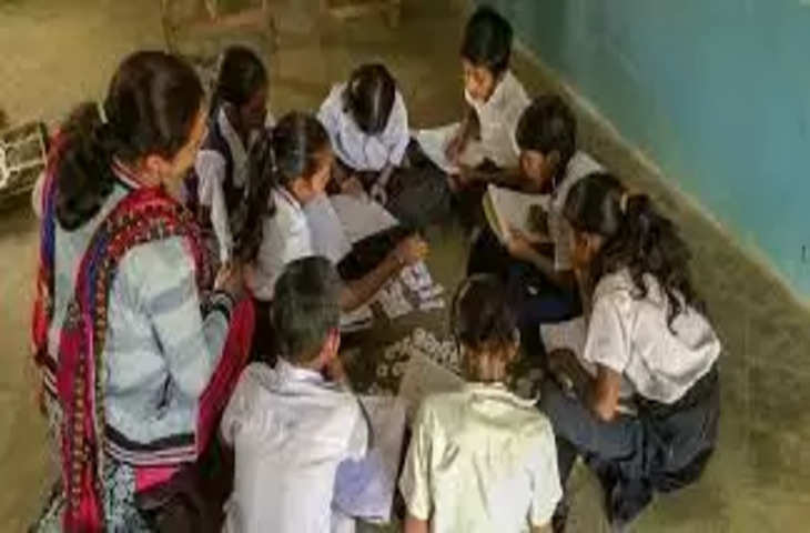 Nashik  स्कूलों ने प्राथमिक कक्षाओं के लिए परिसरों को सजाना शुरू किया