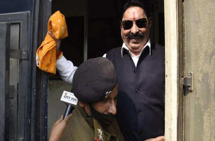 Bihar MLC Election: अनुज सिंह के नामांकन में अनंत सिंह का शक्ति प्रदर्शन, पटना शिक्षक सीट पर भी चर्चा तेज