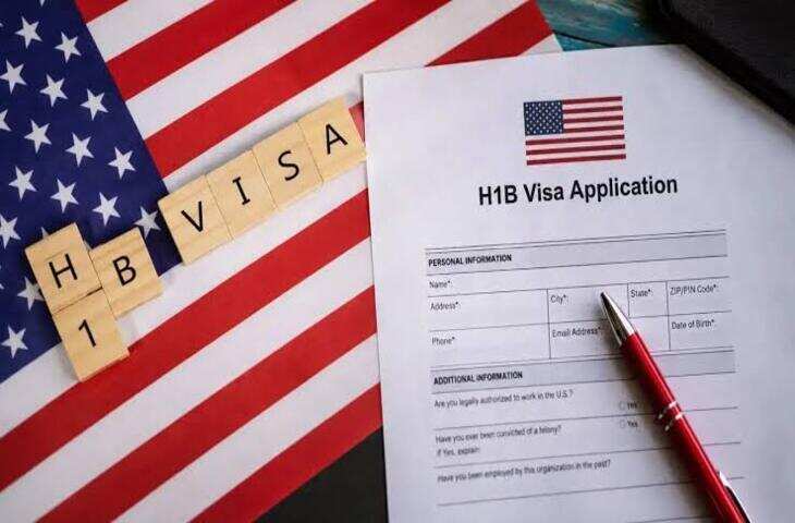 Trump Visa Plan: भारतीय छात्रों और IT प्रोफेशनल्स की बढ़ेगी टेंशन, H-1B और OPT पर लग सकती है भारी फीस