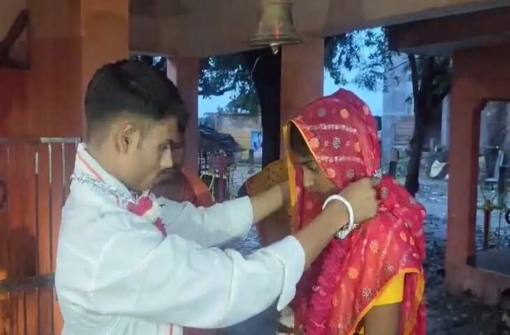 भागकर शादी करने पर पकड़े गए प्रेमी जोड़े, लड़की की पिटाई का VIDEO वायरल