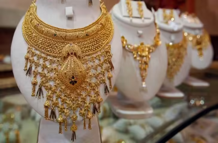 Gold-Silver Price Today: सोने की कीमत में नरमी, चांदी भी पड़ी फीकी, खरीदने से पहले चेक करे आज के ताजा रेट&nbsp;