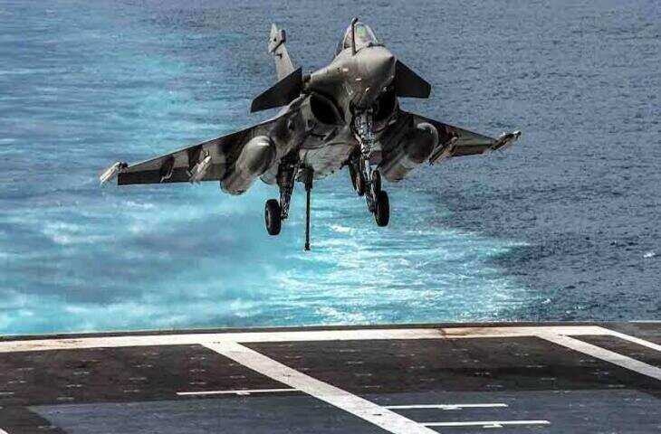 INS विक्रांत पर उतरा राफेल मरीन: पहली ही कोशिश में रचा इतिहास, नौसेना बेड़े में शामिल होने की तरफ बड़ा कदम