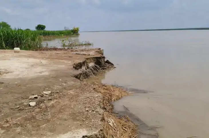 गोंडा में घाघरा नदी उफान पर, खतरे के निशान से 50 सेंटीमीटर ऊपर पहुंचा जलस्तर; 15 हजार आबादी प्रभावित