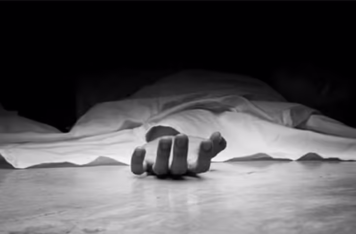 विदिशा में सनसनीखेज मामला: मुंबई की फैशन डिजाइनिंग कंपनी में करता था काम, पिता की मौत के बाद मां के साथ रह रहा था युवक