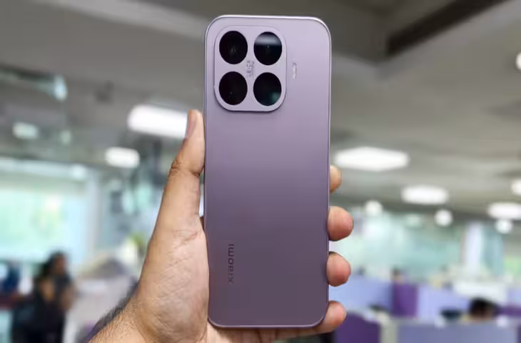 ग्राहकों को बड़ा झटका, Xiaomi और Redmi के कई स्मार्टफोन हुए महंगे; खरीदने से पहले देखें नया प्राइस