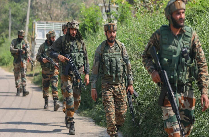 जम्मू-कश्मीर के कठुआ में आतंकियों से सुरक्षाबालों की मुठभेड़: गोलियों की आवाज से थर्राईं वादियां