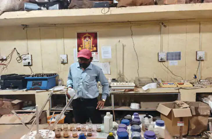 उमरिया में मिट्टी जांच अभियान पिछड़ा, लक्ष्य से 347 सैंपल कम पहुंचे; किसानों को नहीं मिली पोषक तत्वों की जानकारी