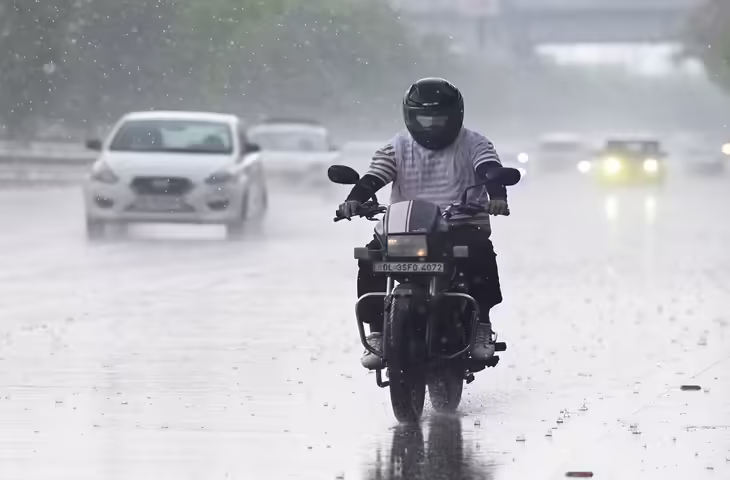 झारखंड में बदलेगा मौसम, तेज हवा और वज्रपात का अलर्ट जारी