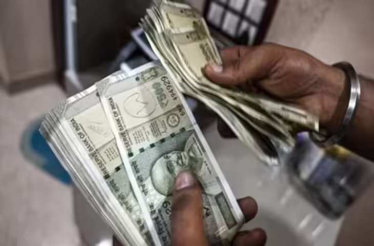 कर्मचारियों की बंपर कमाई! 8th Pay Commission में ₹18,000 सैलरी वालों की ग्रॉस सैलरी कैसे होगी 3 गुना ?&nbsp;देखे पूरा कैलकुलेशन ​​​​​​