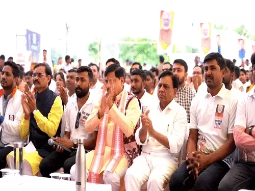 मध्य प्रदेश में &lsquo;सेवा सेतु अभियान-सरकार आपके द्वार&rsquo; शुरू, गांव और वार्ड के पास मिलेंगी सरकारी सेवाएं