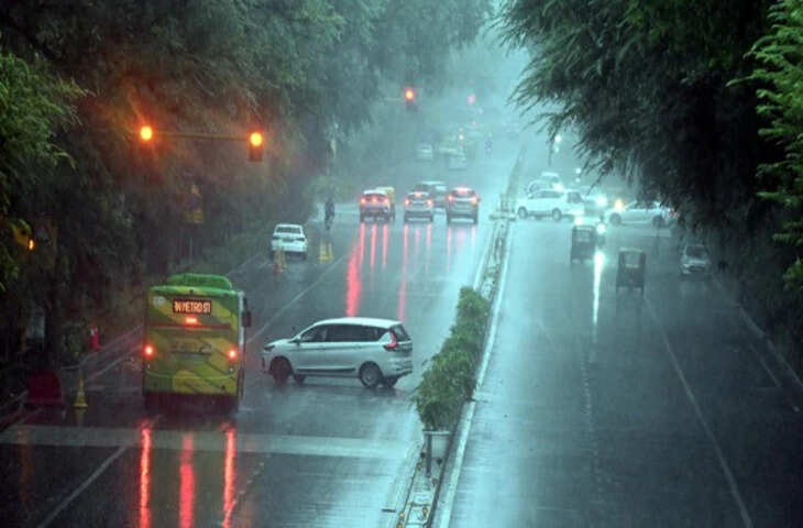 IMD की चेतावनी: 4 राज्यों में बारिश और बिजली गिरने की संभावना, जाने दिल्ली से UP-बिहार तक के मौसम का हाल&nbsp;