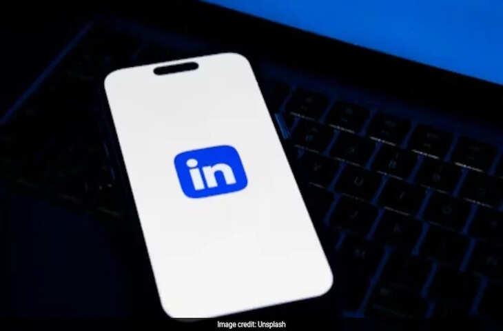 दिल्ली की महिला से LinkedIn पर शख्स ने मांगा नंबर, लोगों के आए मजेदार जवाब