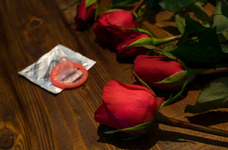 फूलों की जगह कंडोम ने मचाई धूम! वैलेंटाइन 2026 पर भारतीयों ने बनाया नया रिकॉर्ड, टॉप पर रहा बेंगलुरु&nbsp;