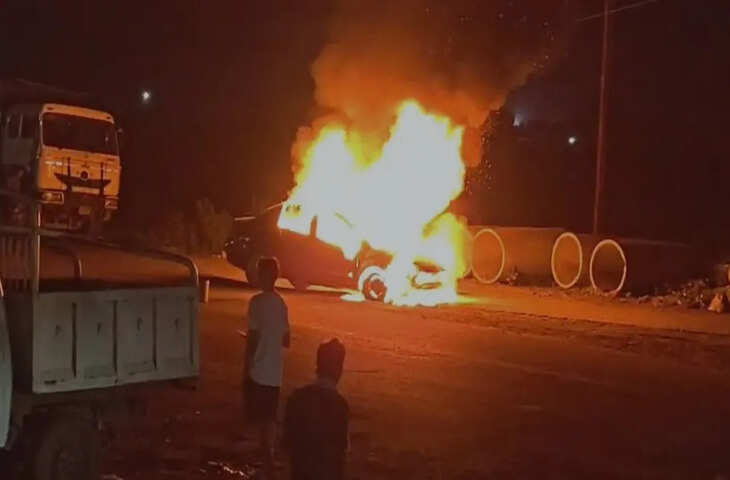 जब चलती कार बन गई आग का गोला, भयानक Video आया सामने, आप भी देखें