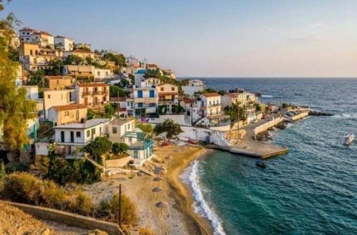 सदियों पहले चट्टानों के नीचे घर बनाकर रहते थे लोग, वजह जानकर रह जाएंगे हैरान