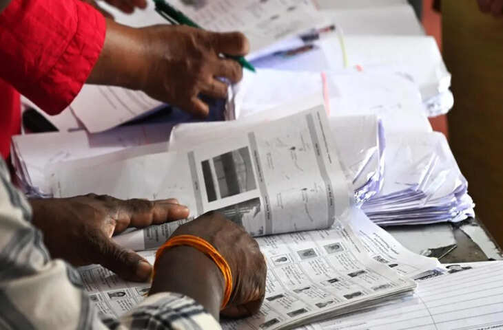 महाराष्ट्र में कटे 2 करोड़ वोटरों को राहत: चुनाव आयोग 20 राज्यों में चलाएगा मतदाता नाम जोड़ने की विशेष ड्राइव
