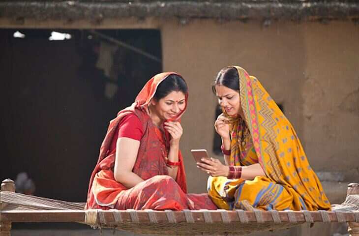 कम पढ़ी-लिखी या अनपढ़ महिलाएं भी बन सकती हैं आत्मनिर्भर, वायरल वीडियो में जाने 10 आसान बिजनेस आइडिया जो घर से ही दे सकते हैं कमाई