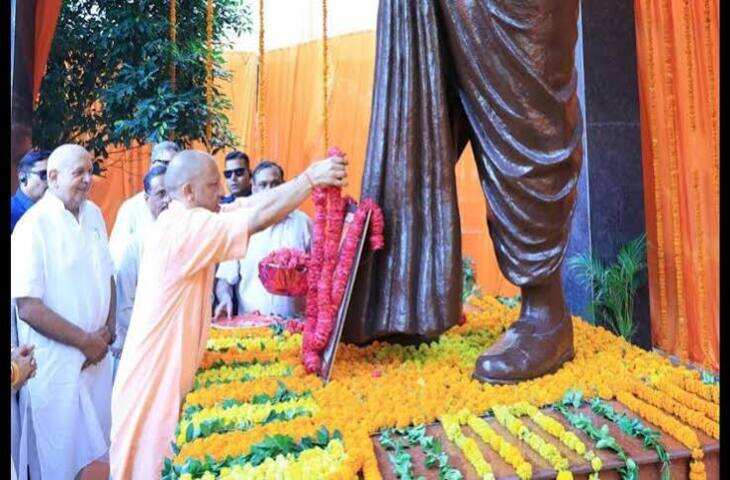 श्यामा प्रसाद मुखर्जी को श्रद्धांजलि देंगे सीएम योगी, गायत्री शक्तिपीठ में शामिल होंगे यज्ञोपवीत संस्कार कार्यक्रम