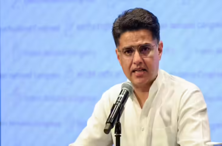 साधु-संतों को जलील करने का आरोप, वीडियो में देखें टोंक में बोले सचिन पायलट, बीजेपी पर साधा तीखा निशाना