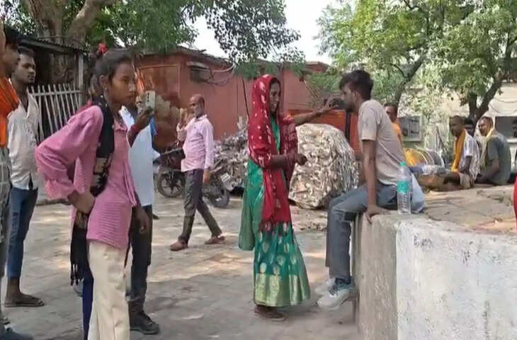 पटना के बाढ़ रेलवे स्टेशन पर प्रेम त्रिकोण का हाई-वोल्टेज ड्रामा, पति की पिटाई से हंगामा